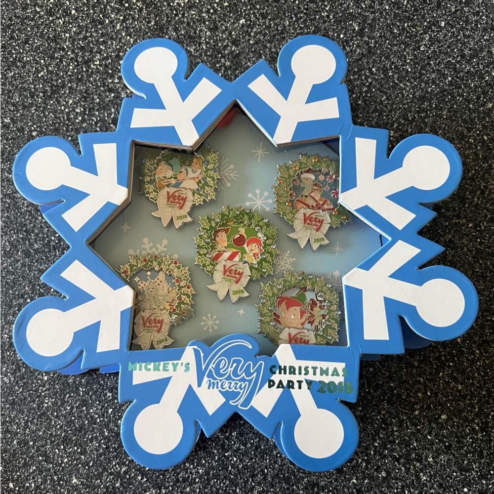 Mickey’s Very Merry Christmas Party Pin Set 2018